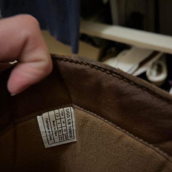 Ugg Women's Brown Boots - Picture 6 of 12